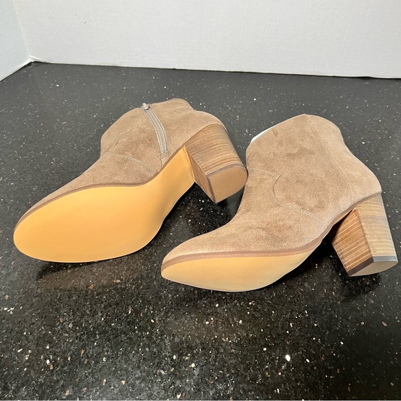 BP Nolly Western Type Taupe Booties size 9 - Picture 4 of 9